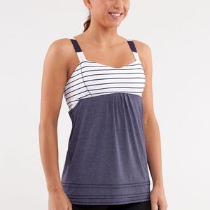 Lululemon back on track tank top size 6